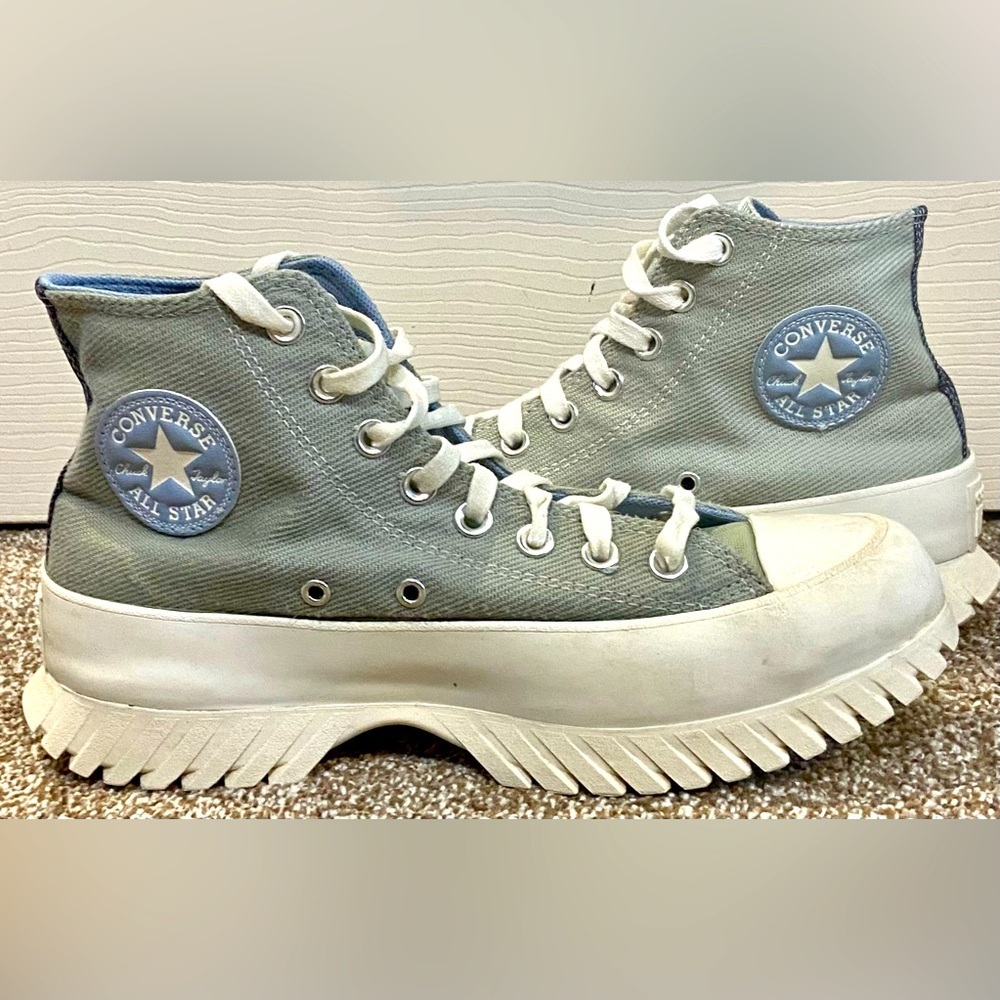 Converse Unisex Sage Chuck Taylor All Star Lugged 2.0 High Top Women 9/Men 7 EUC